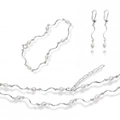 Souprava stříbrných šperků s bílými perlami