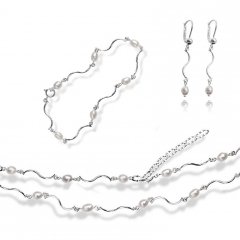 Souprava stříbrných šperků s růžovými perlami