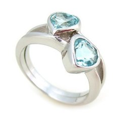 Stříbrný prsten s topazem - srdíčka