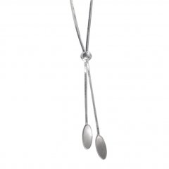 Jemný stříbrný náhrdelník s kuličkou a oválky