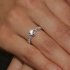 Jemný elegantní stříbrný prsten se zirkony Swarovski