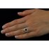 Stříbrný prsten s granátem a zirkony